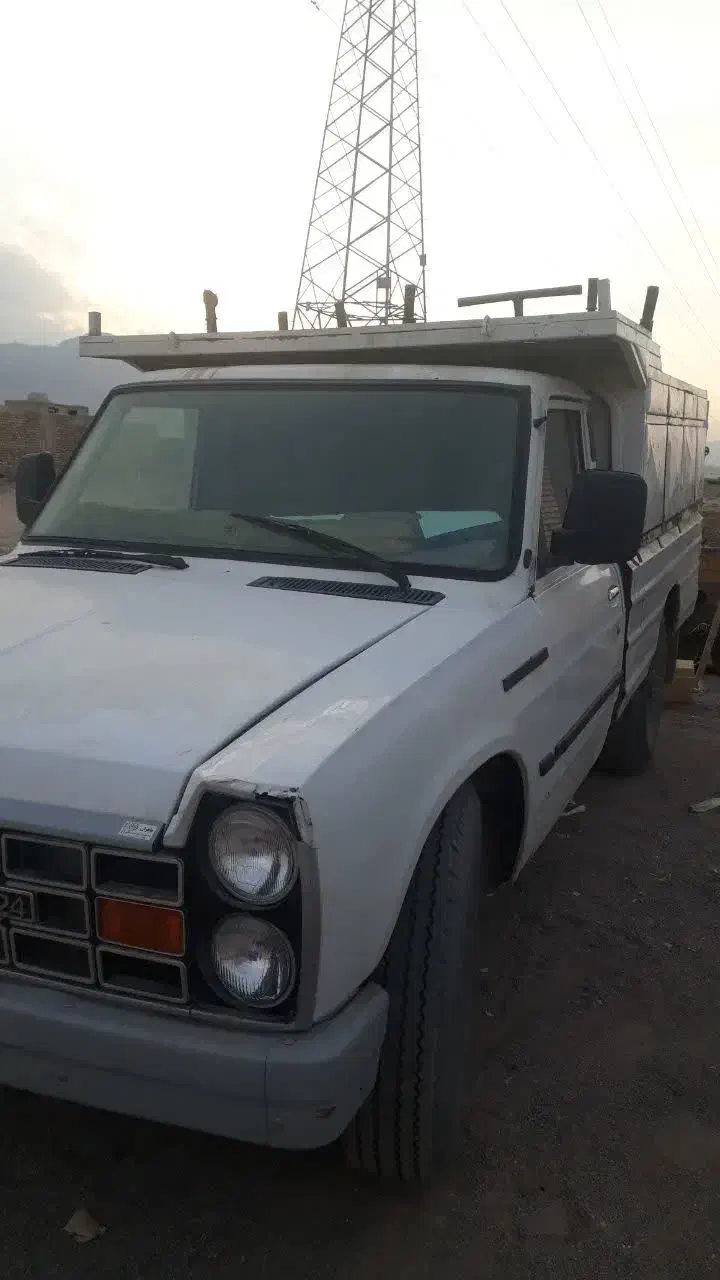 نیسان مدل ۸۶ انژکتوری|خودرو سواری و وانت|کاشان, فاز ۲ ناجی آباد|دیوار