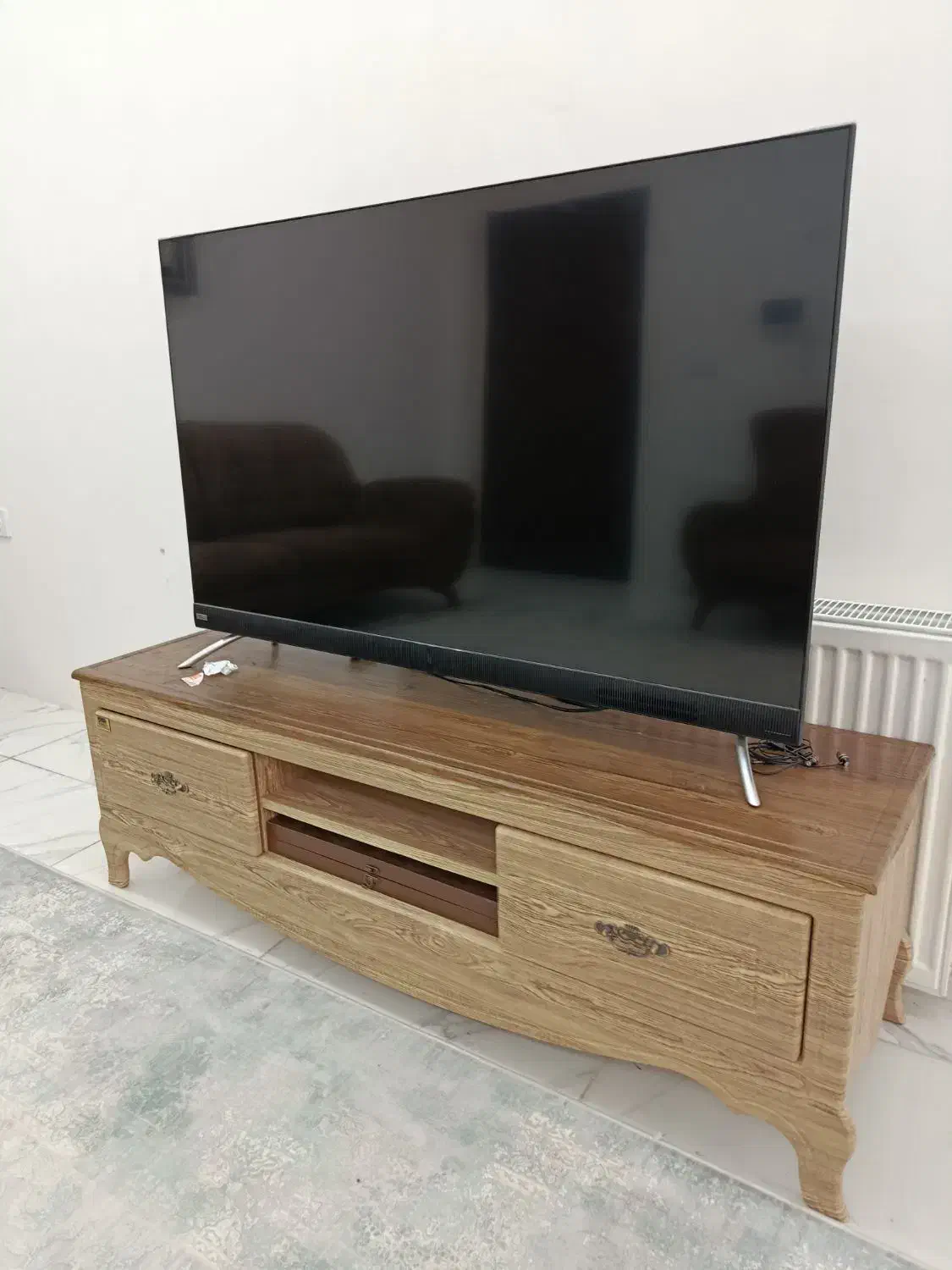 تلوزیون  ال ای دی ۴۹ اینچ جی پلاس|تلویزیون و پروژکتور|آستانه اشرفیه, |دیوار