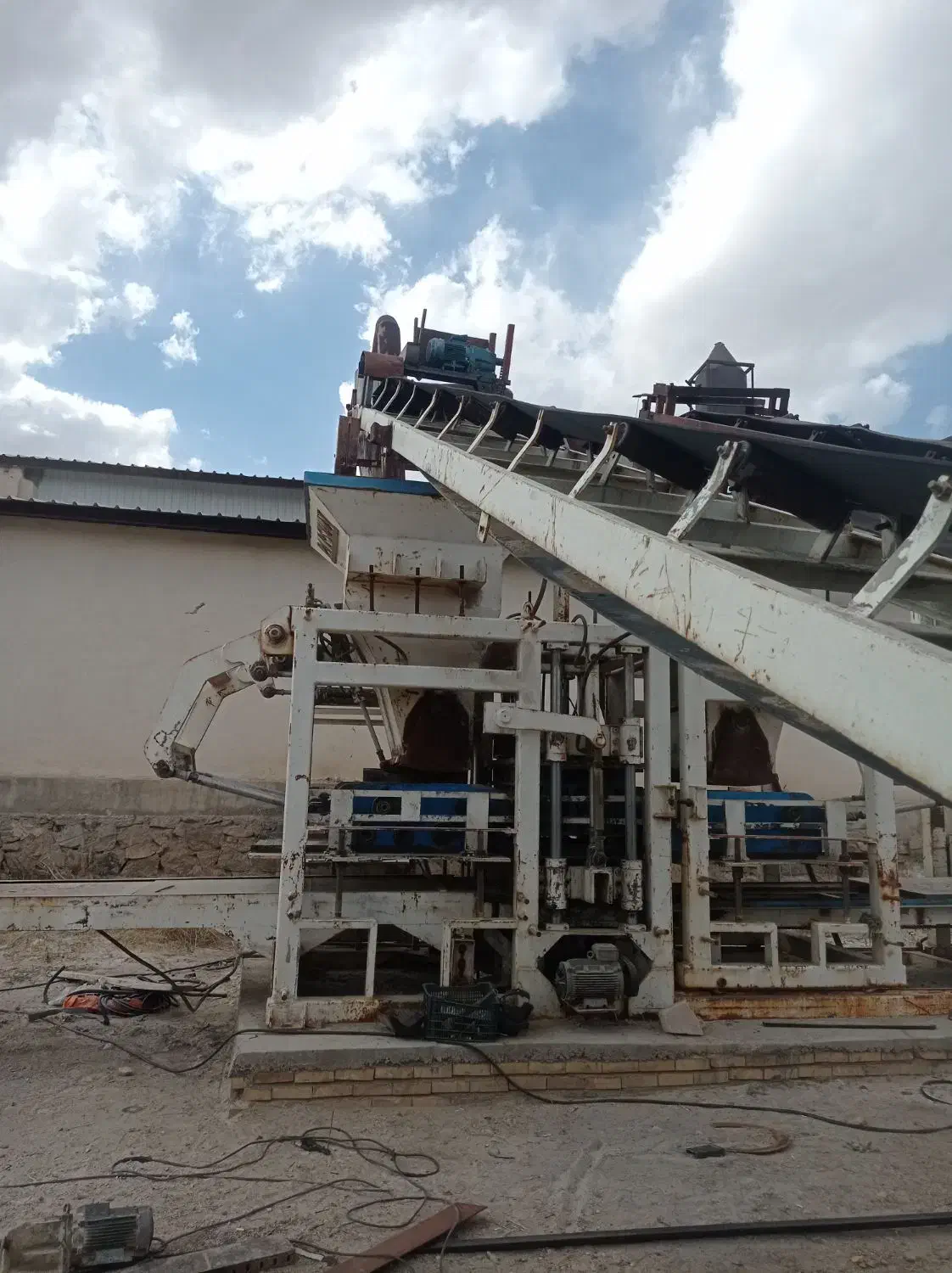 جوشکاری اسکلت فلزی|خدمات پیشه و مهارت|ابهر, |دیوار