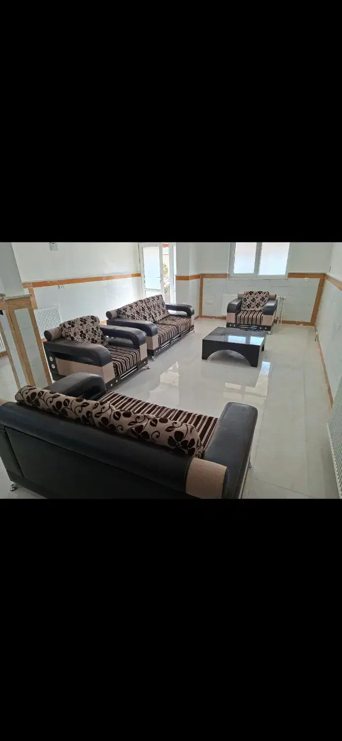 مبل هفت نفره همراه با عسلی|مبلمان خانگی و میز عسلی|شهمیرزاد, |دیوار