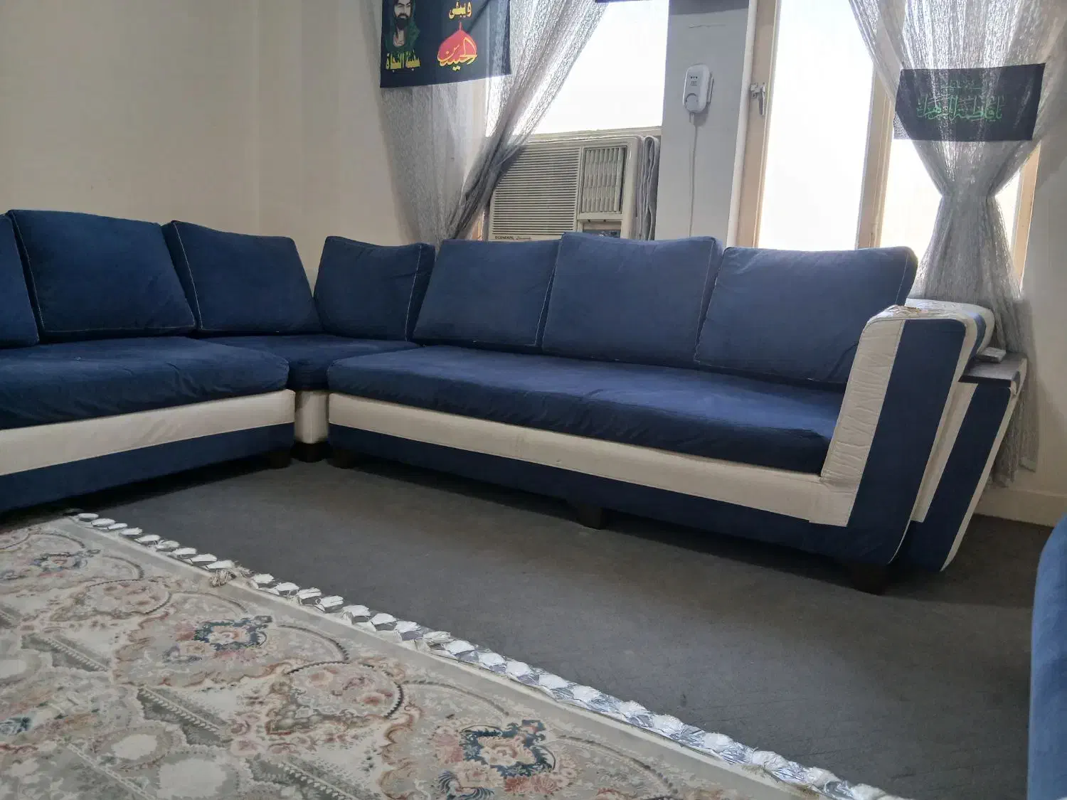 یک دست مبل ال|مبلمان خانگی و میز عسلی|بندرعباس, |دیوار