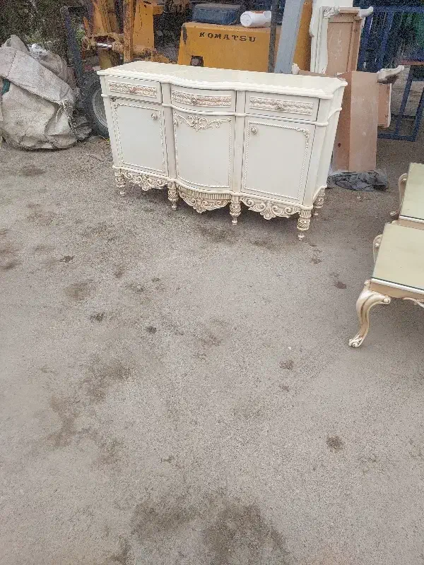 میز کنسول با ۳عدد ایینه|بوفه، ویترین، کنسول|چهاردانگه (تهران), |دیوار