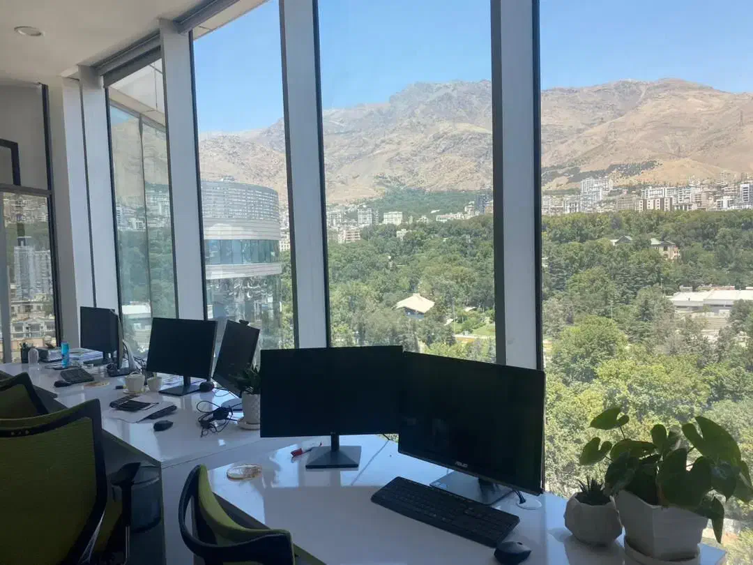 نیاوران اطلس مال ۱۱۰ متر سنداداری|اجارهٔ دفتر کار، اتاق اداری، مطب|تهران, اقدسیه|دیوار