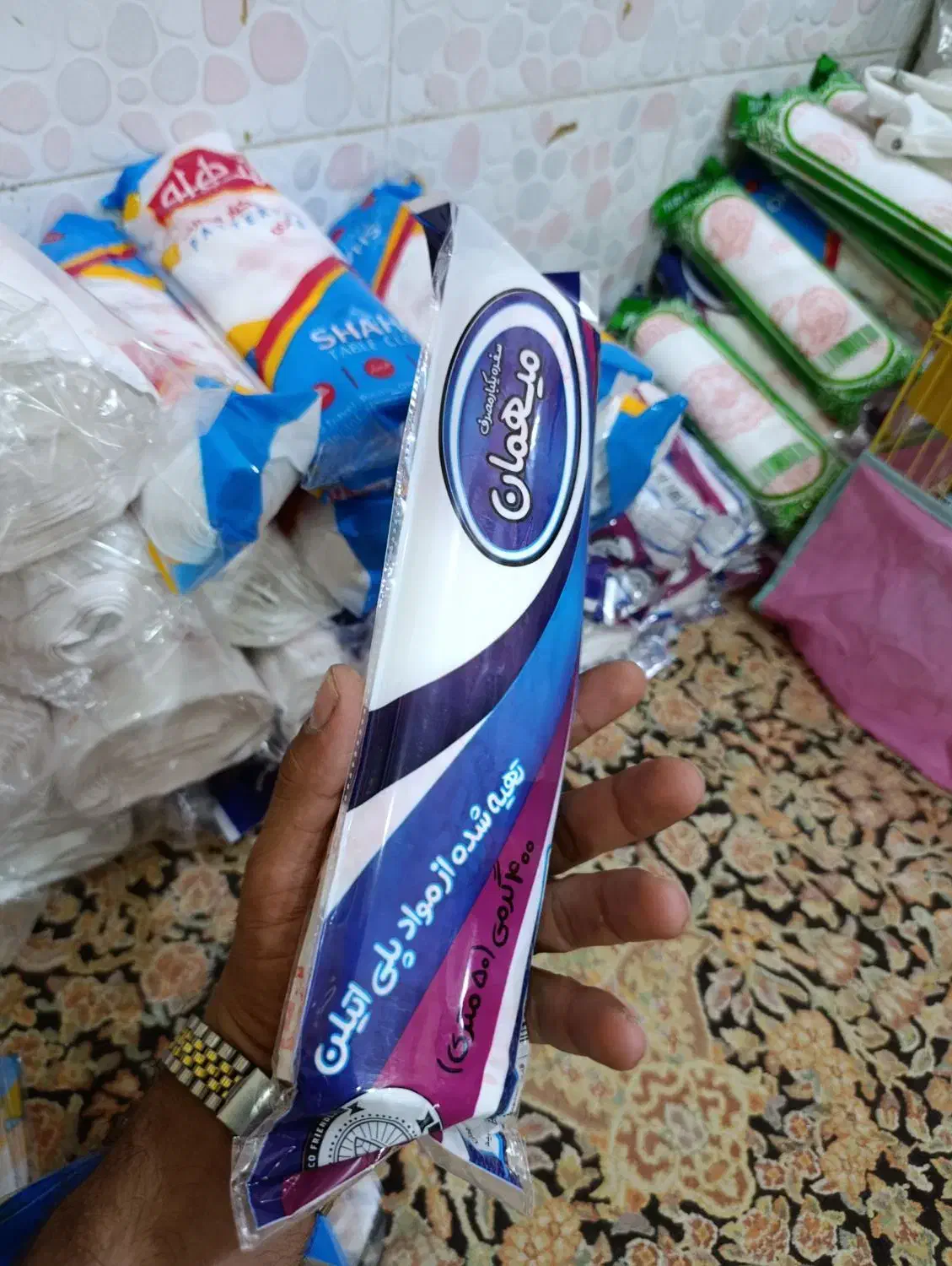 سفره یکبارمصرف کیسه زباله قیمت مناسب بلاش|سفره، حوله، دستمال آشپزخانه|آبادان, |دیوار