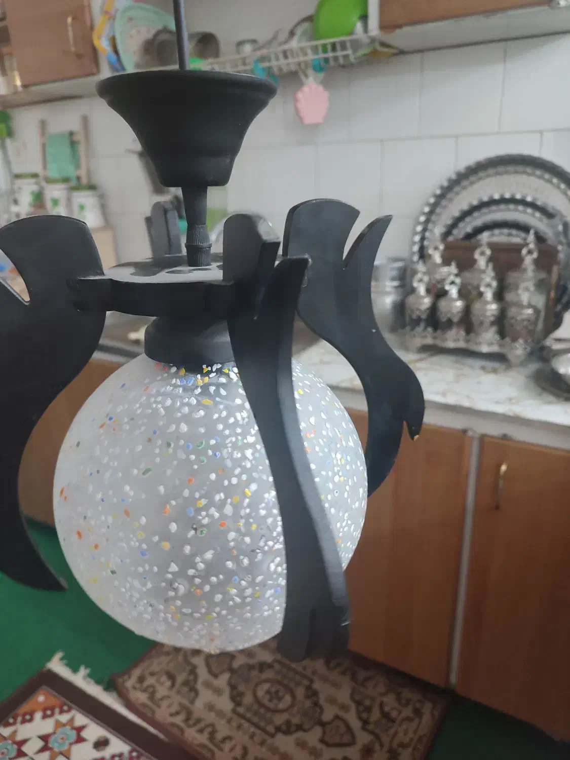 لوستر کاملا سالم ونو|لوستر و چراغ آویز|اصفهان, خانه اصفهان|دیوار