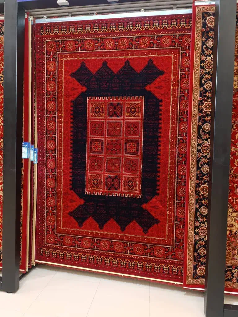 فقط با یک عدد چک در کنارما فرش خریدکنید بدون سود|فرش|سیرجان, |دیوار