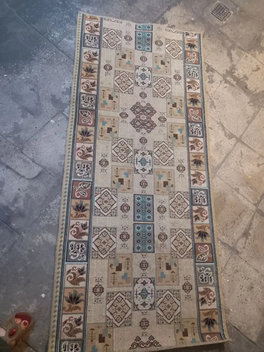 فرش چرم و جاجیم  کناره و فرش شش متری|فرش|تهران, تهرانپارس شرقی|دیوار