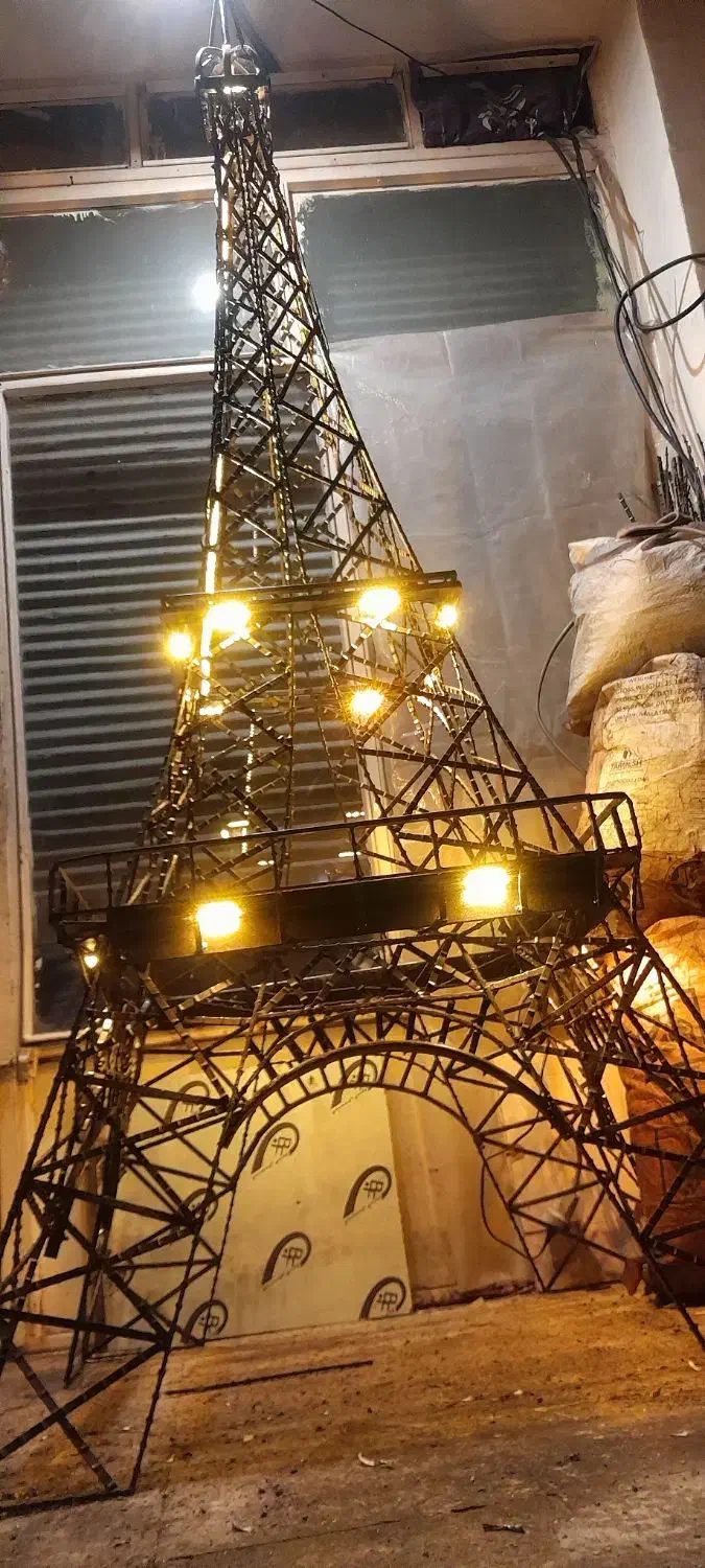 مجسمه برج ایفل فلزی|مجسمه، تندیس، ماکت|تبریز, |دیوار