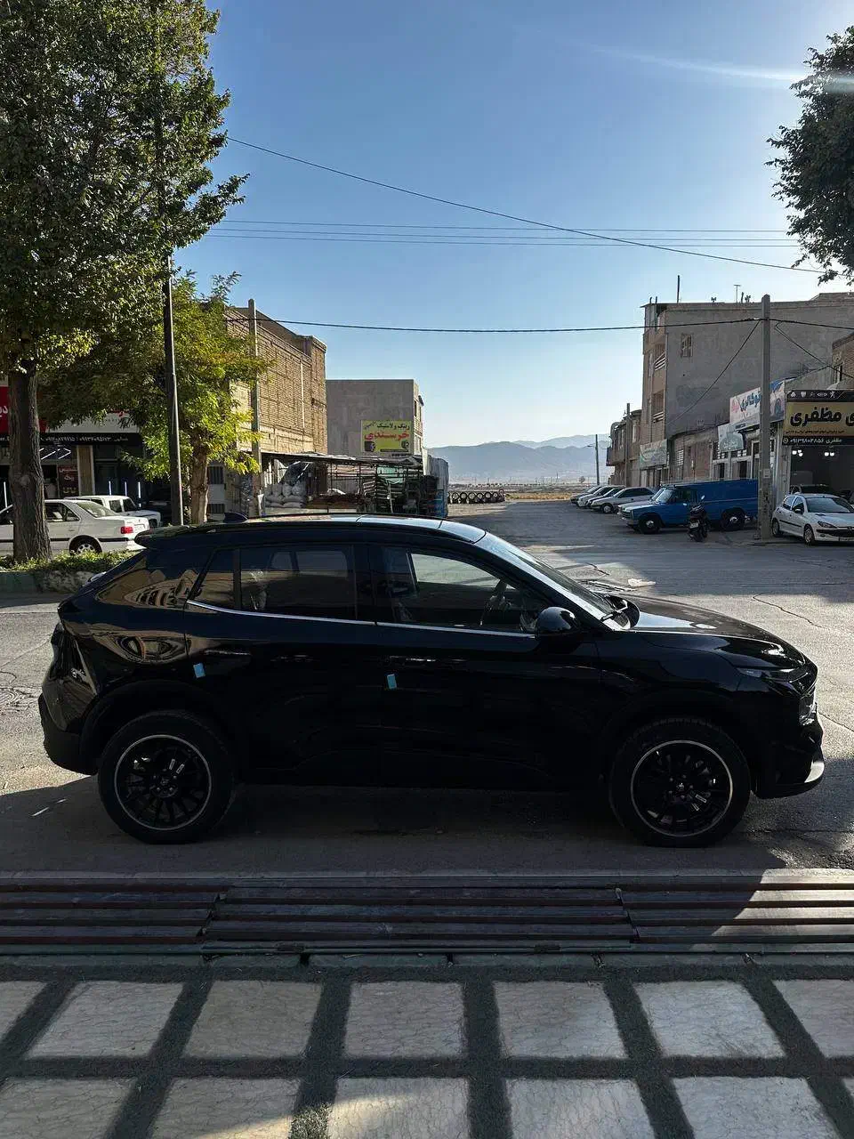 ریرا 404 مشکی|خودرو سواری و وانت|شهرکرد, |دیوار