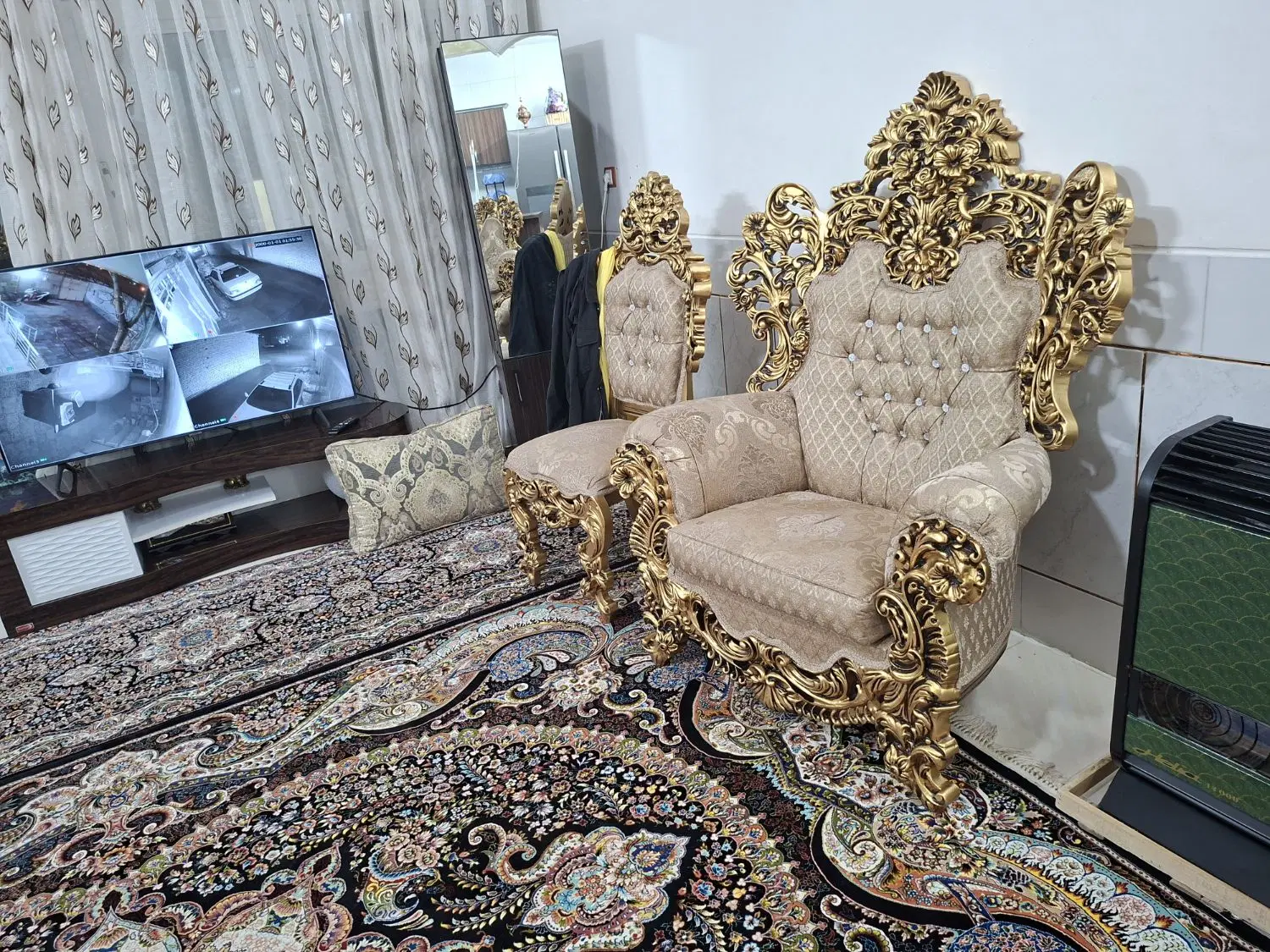 فروشی|مبلمان خانگی و میز عسلی|علویجه - دهق, |دیوار