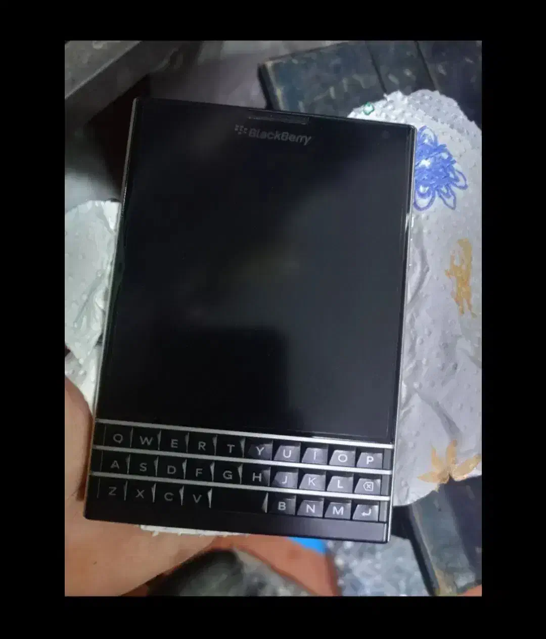 black berry passport|موبایل|تهران, اکباتان|دیوار