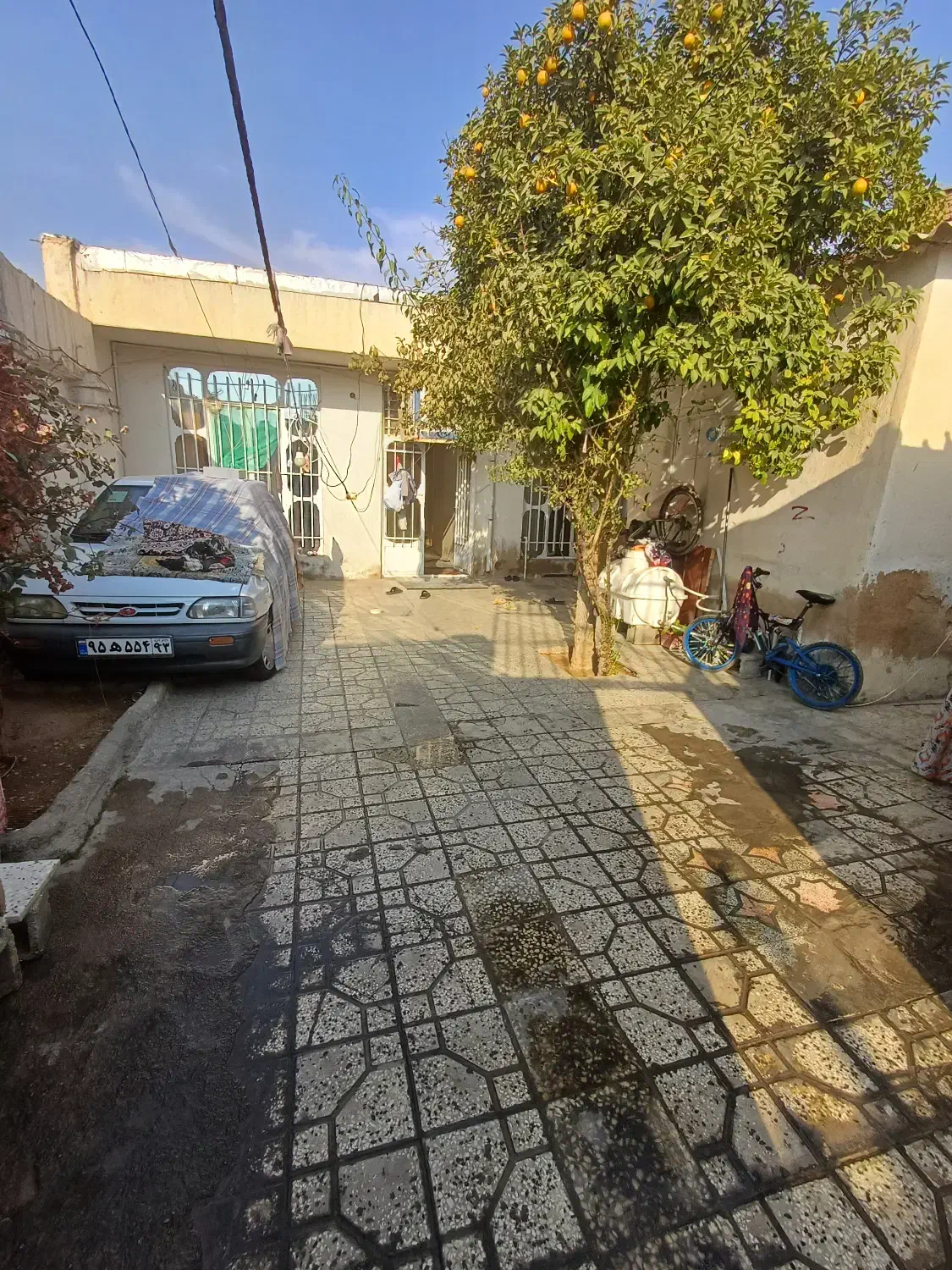 منزل ویلایی ۱۳۰ متری درب حیاط|فروش خانه و ویلا|شیراز, دباغ خانه|دیوار