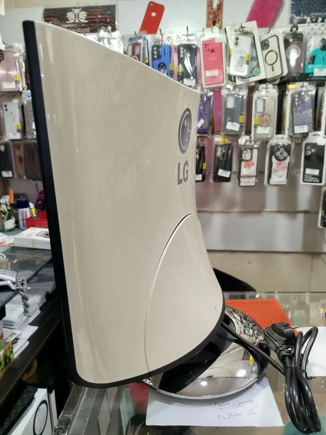 مانیتور ال سی دی فلترون17اینچ ال جی|قطعات و لوازم جانبی رایانه|تهران, سلسبیل جنوبی|دیوار