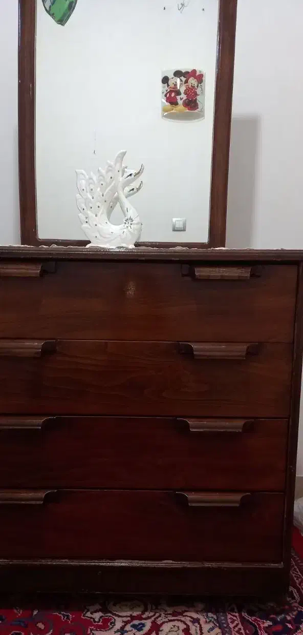 دراور|جاکفشی، کمد، دراور|لالجین, |دیوار