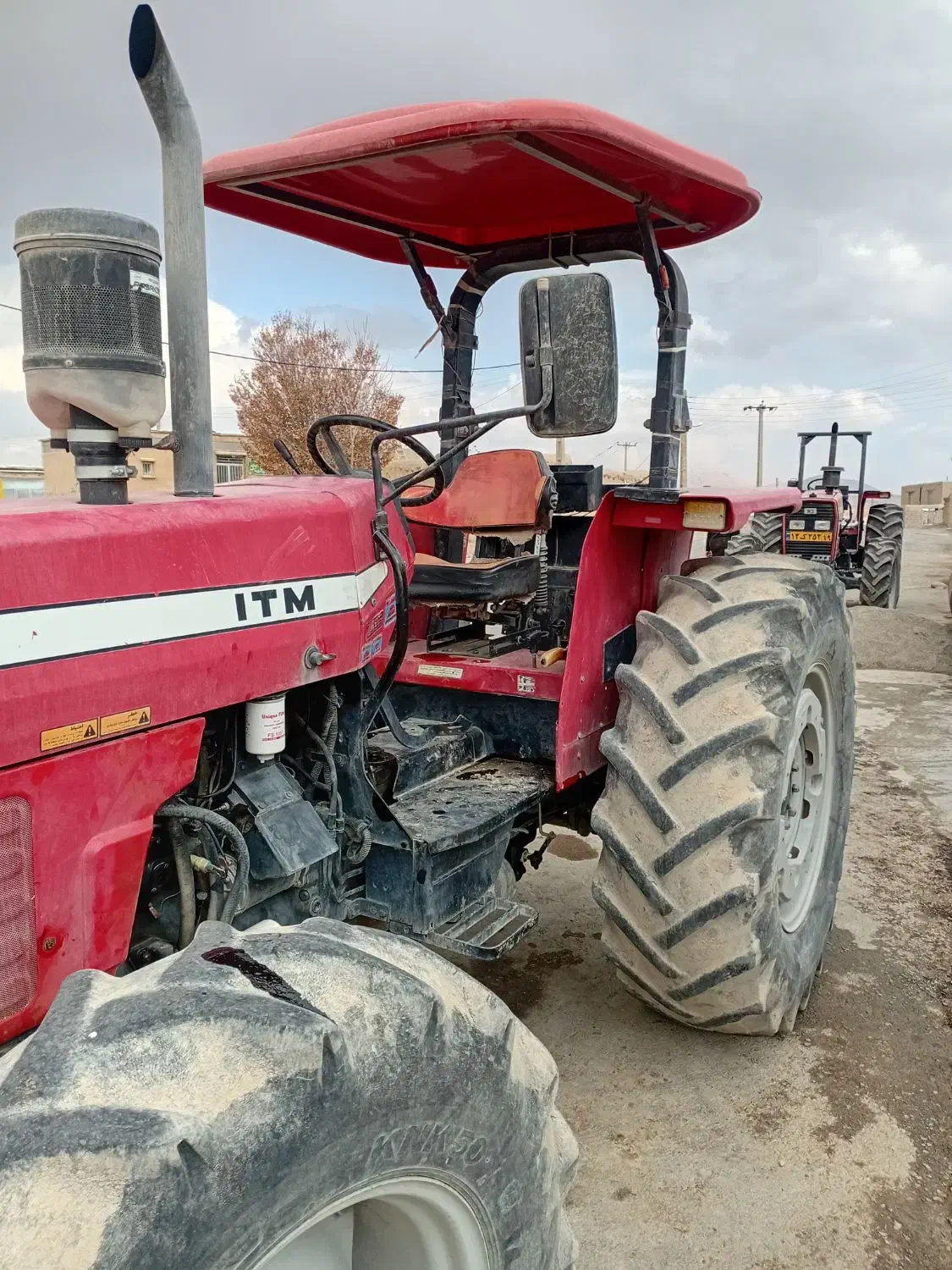 تراکتور 800 |خودرو سنگین|کرمانشاه, |دیوار