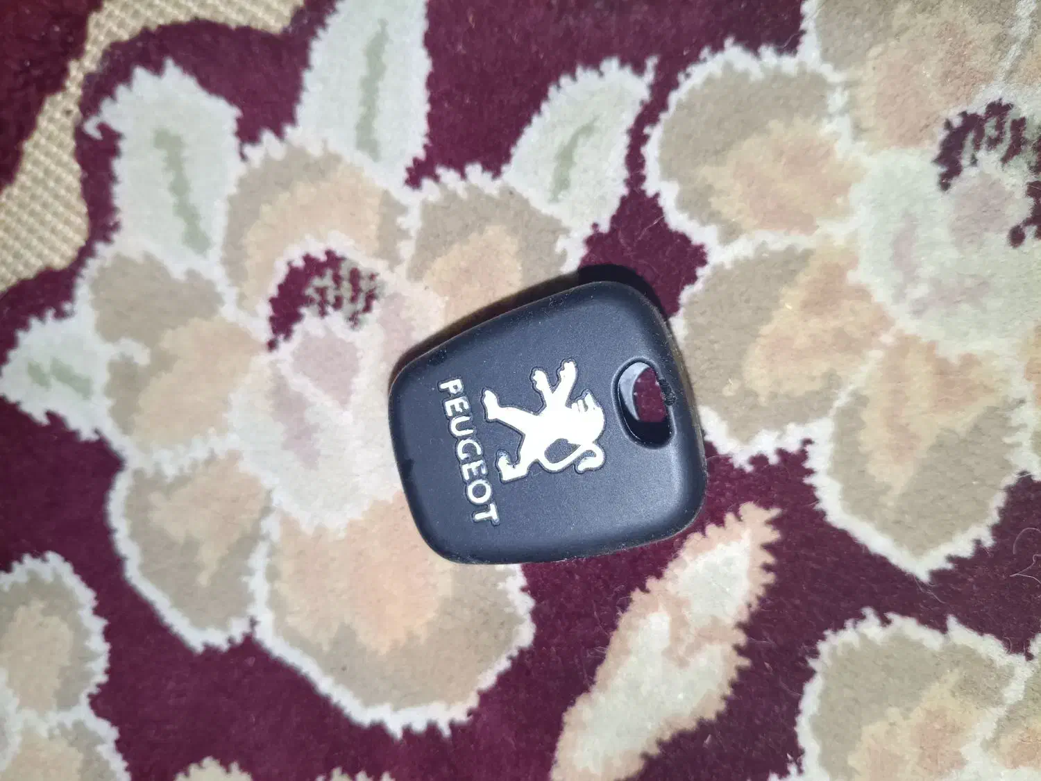 سوییچ|حراج|شاهین‌شهر, فردوسی|دیوار