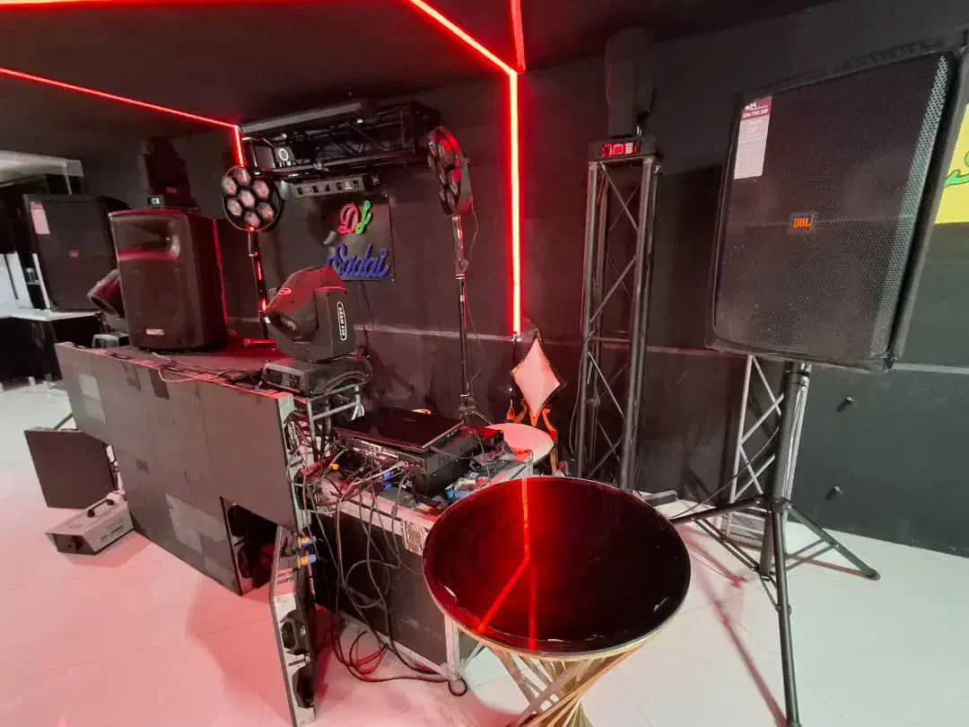 سالن مراسم و تولد با تمامی امکانات و دی جی|اجارهٔ کوتاهمدت ویلا و باغ|تهران, باغ فیض|دیوار