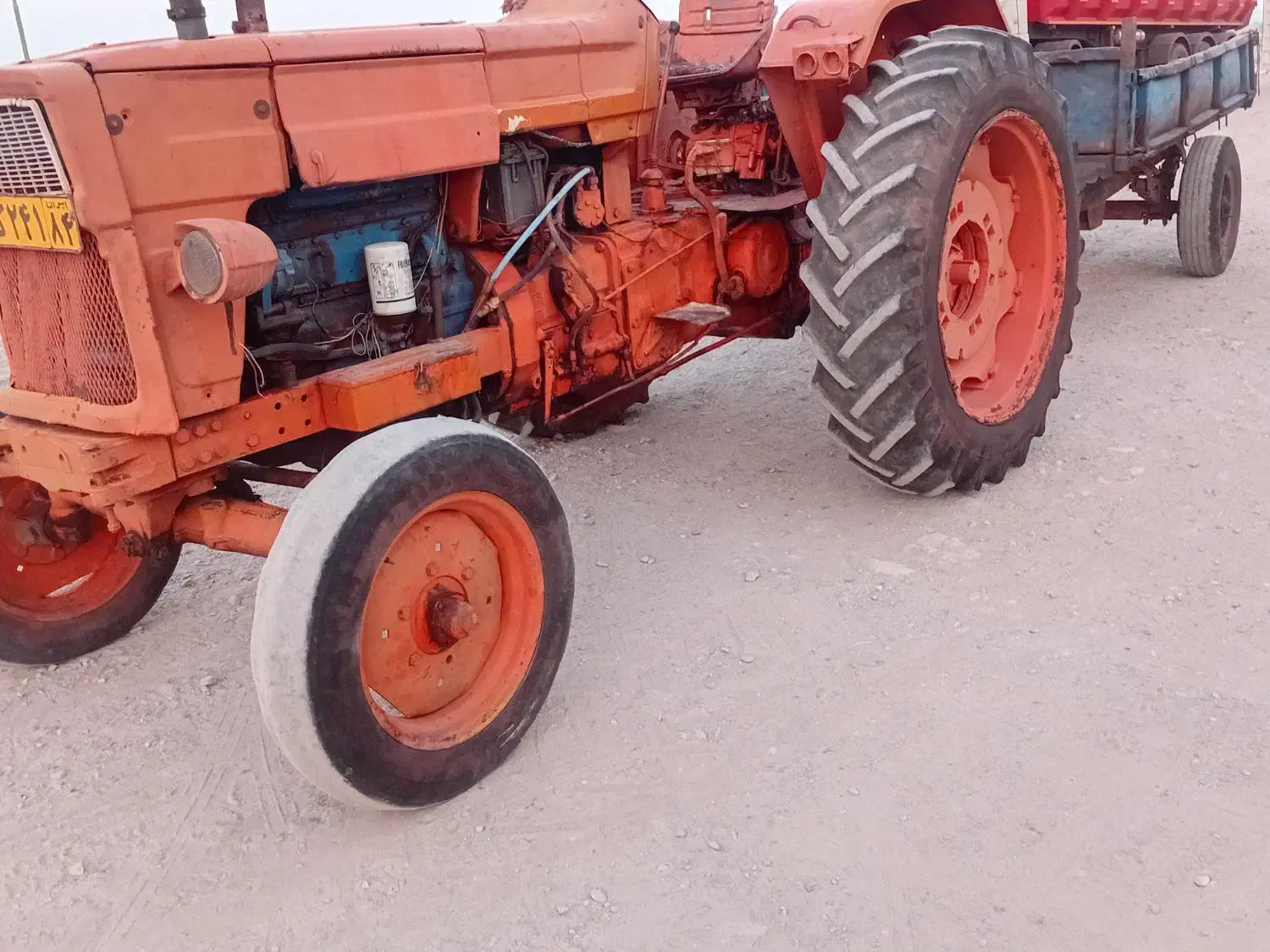 تراکتور مدل ۶۵ سالم|ماشین‌آلات صنعتی|فین, |دیوار