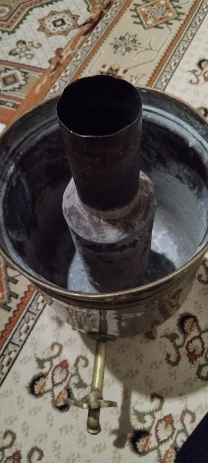 سماور زغالی ۶لیتری بزرگ|کلکسیون اشیاء عتیقه|نسیمشهر, |دیوار