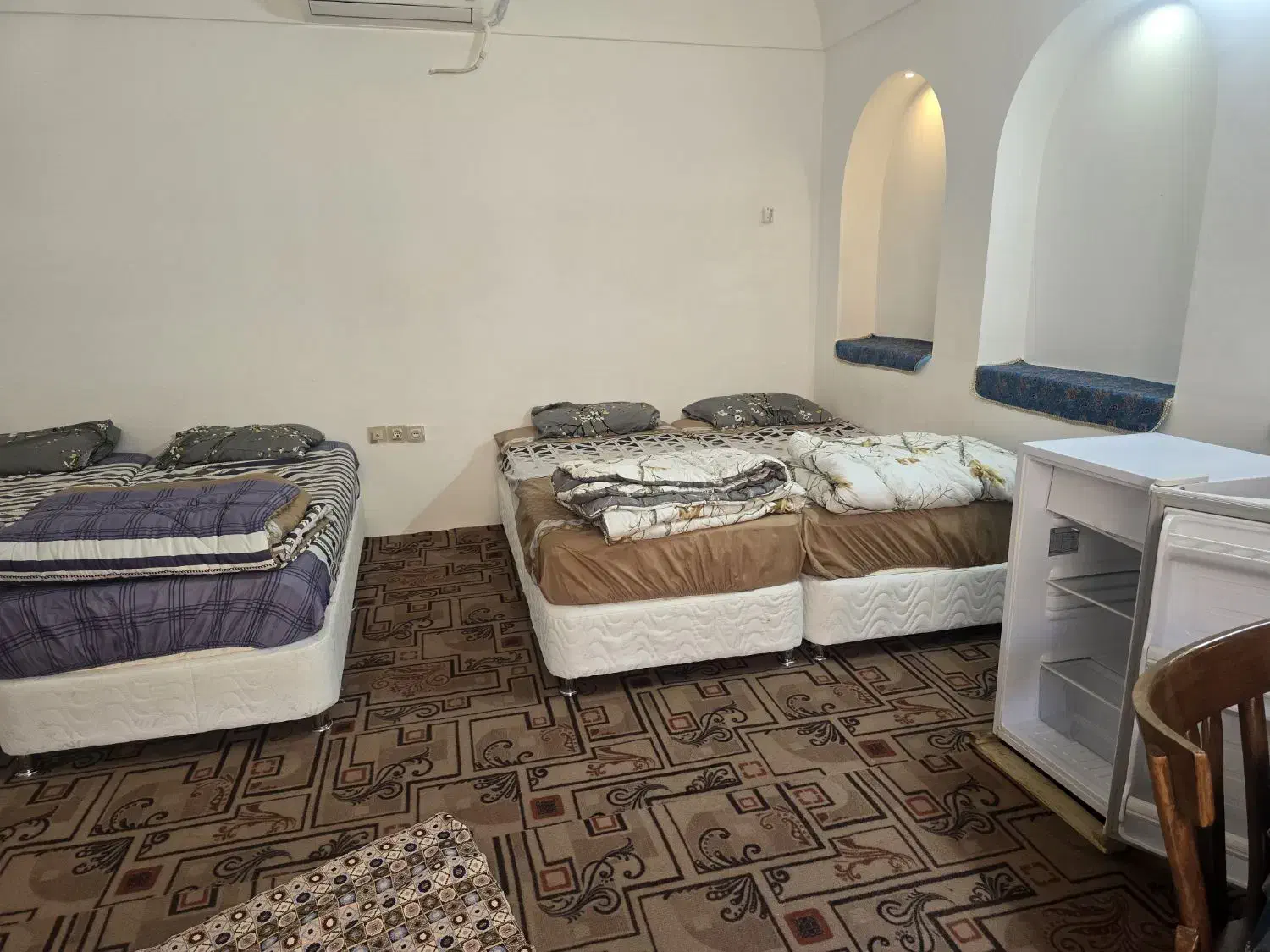 بیا کویر ایران مفت هتل بهت بدم تا ۲۲ نفر دربست|اجارهٔ کوتاهمدت آپارتمان و سوئیت|تهران, شیخ هادی|دیوار