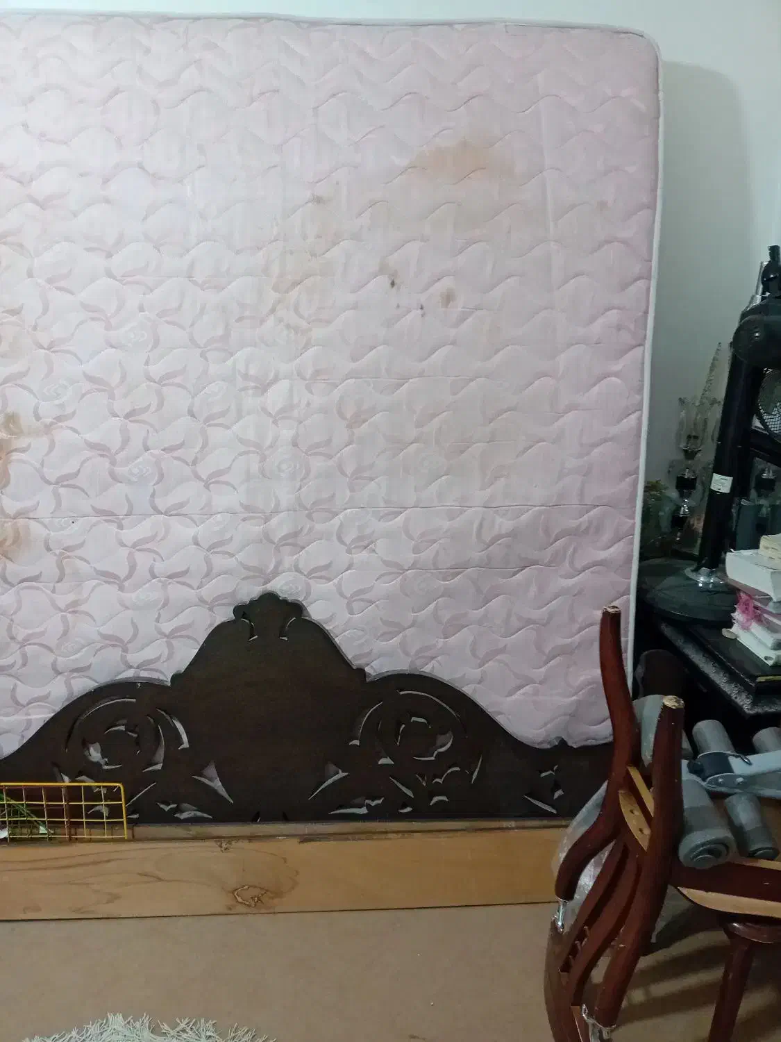 ویترین چوبی تشک دونفره|تخت و سرویس خواب|قم, باجک یک|دیوار