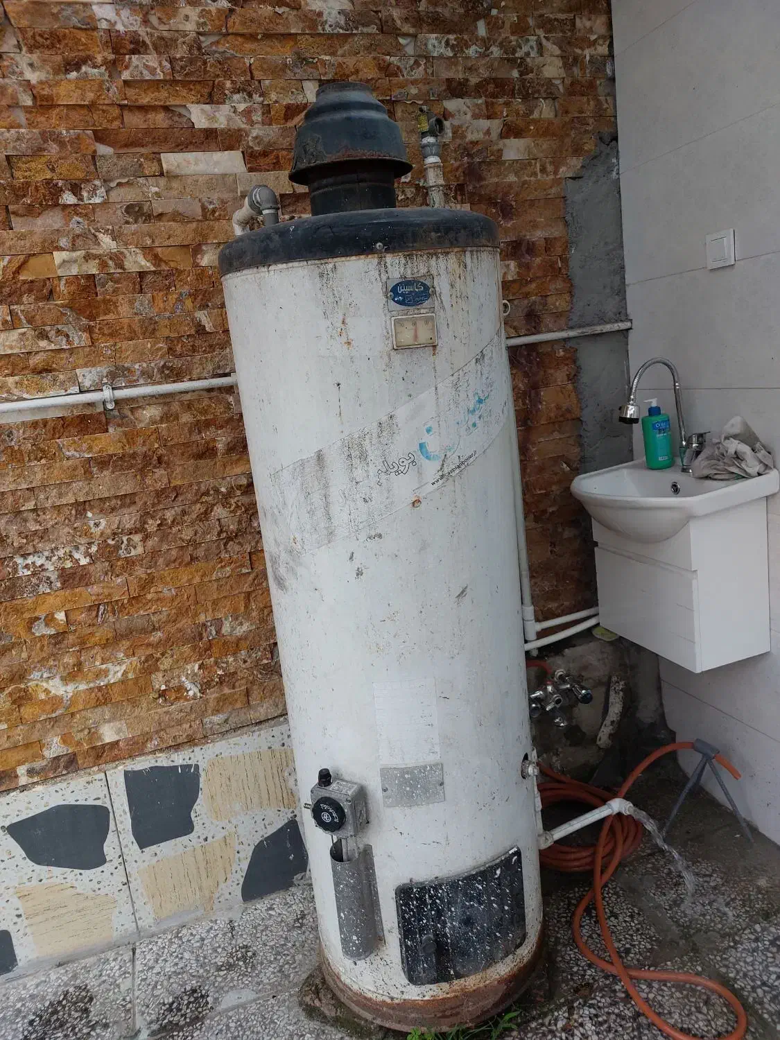 آبگرمکن ایستاده|آبگرمکن، پکیج، شوفاژ|دابودشت, |دیوار