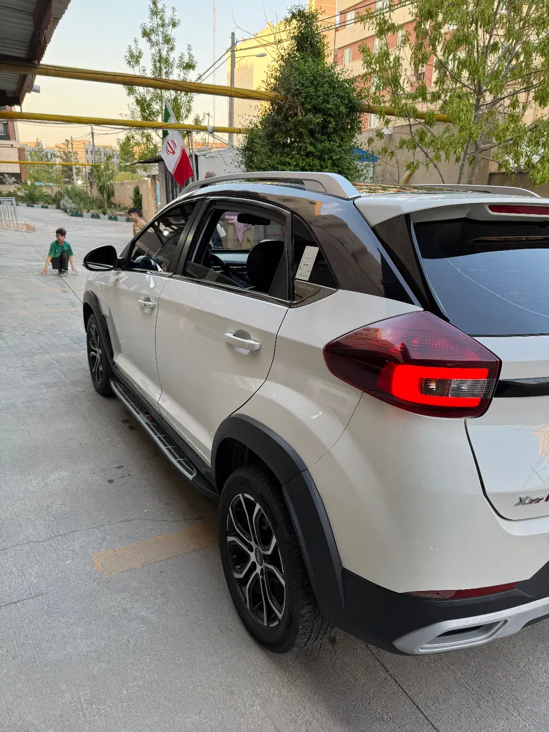 Mom x22 pro|خودرو سواری و وانت|مشهد, جاهد شهر|دیوار