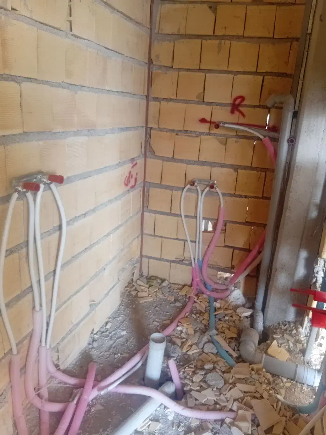 لوله کشی اب وفاضلاب . تانکر وشیر آلات و...|خدمات پیشه و مهارت|دوگنبدان, |دیوار