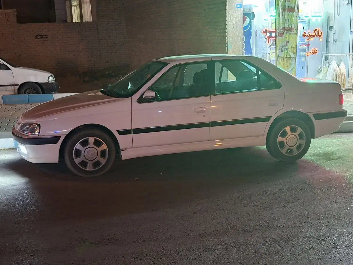 پژوپارس|خودرو سواری و وانت|همدان, |دیوار