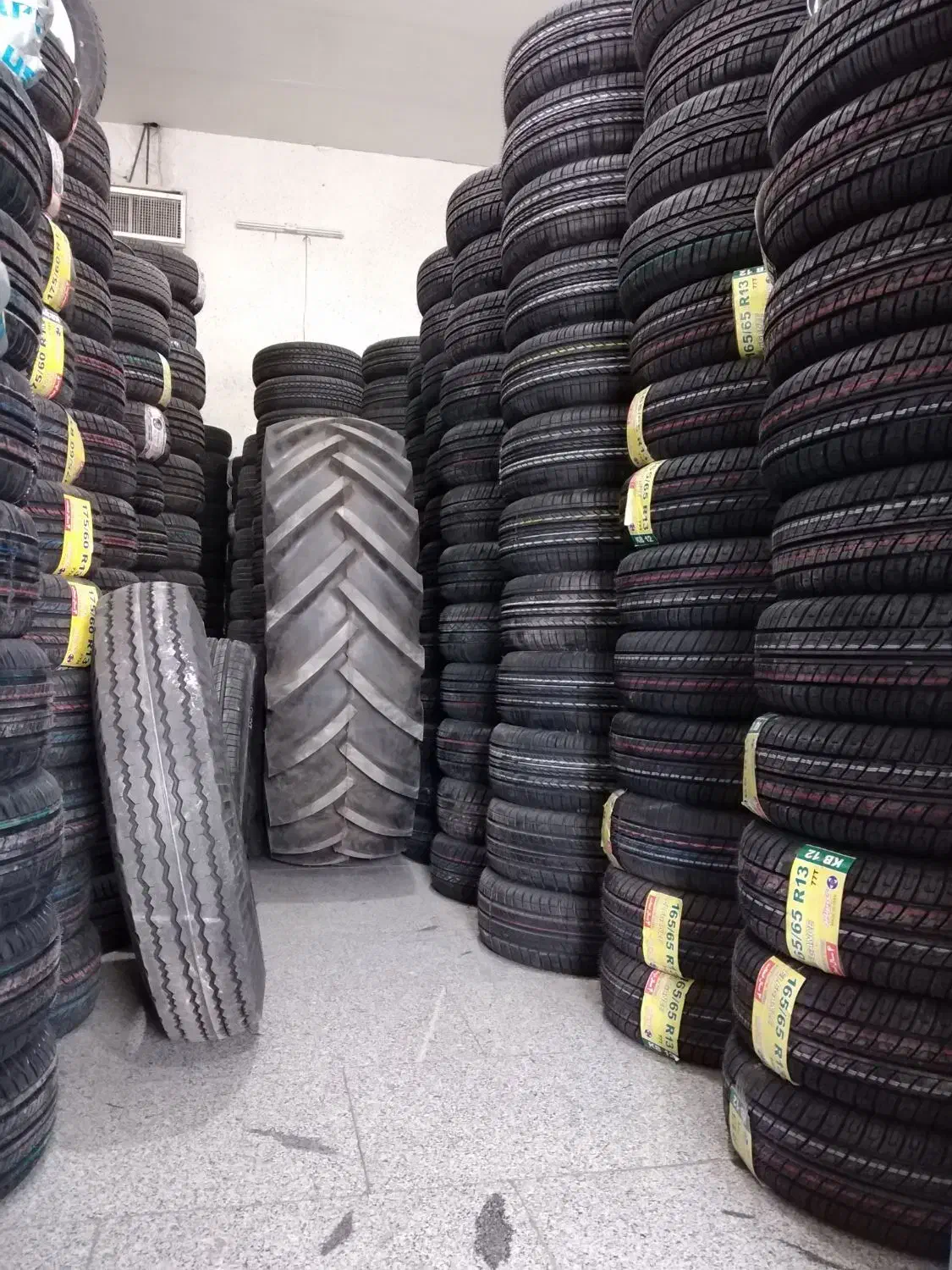 لاستیک فروشی دولتی تعاونی بارز کویر|قطعات یدکی و لوازم جانبی|قم, بنیاد|دیوار