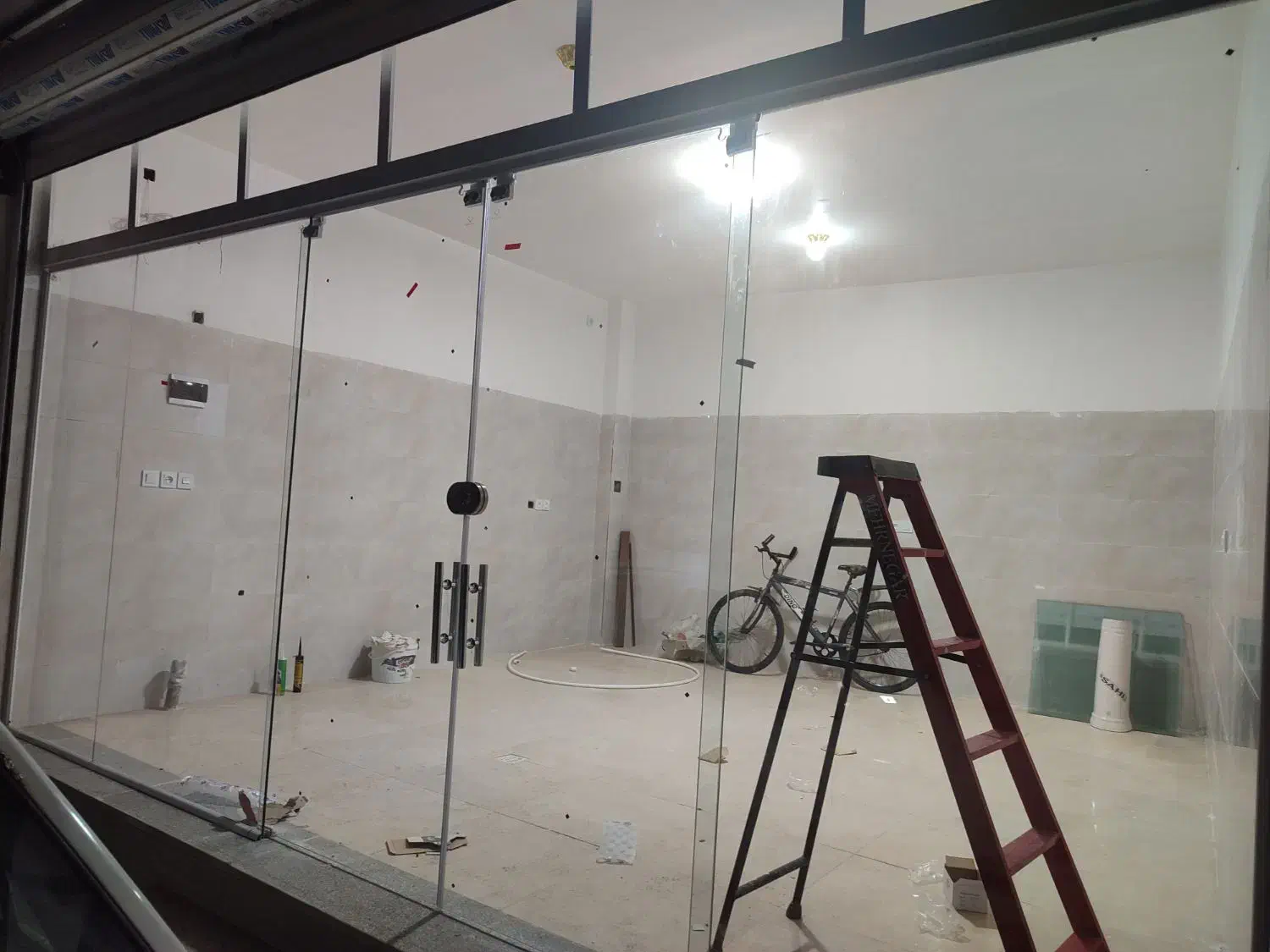 اجاره مغازه 28 متری در مکان تجاری و شلوغ|اجارهٔ مغازه و غرفه|تربت جام, خیرآباد|دیوار