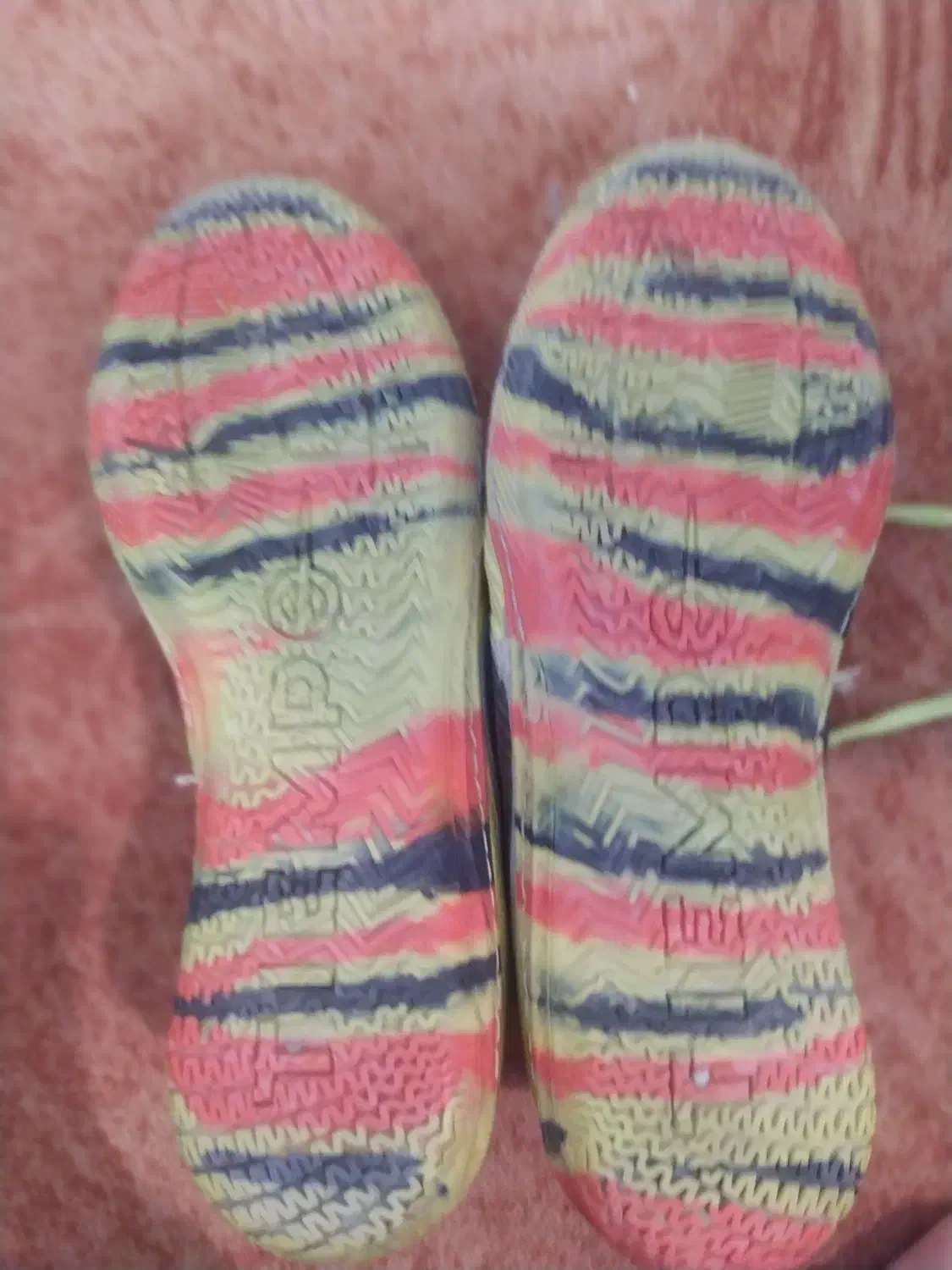 کتونی سالن|کیف، کفش، کمربند|خرم‌آباد, |دیوار