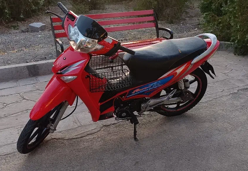 موتور لاکی پیشرو پیام|موتورسیکلت|بیرجند, |دیوار