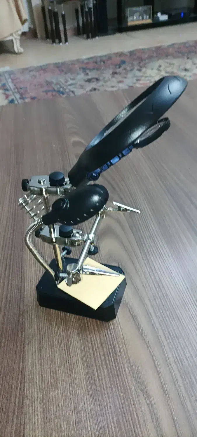 پایه هویه و نگهدارنده برد|ابزارآلات|تهران, جوانمردان (اندیشه)|دیوار