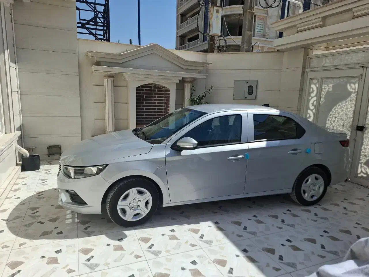 v1plus|خودرو سواری و وانت|خرمشهر, |دیوار