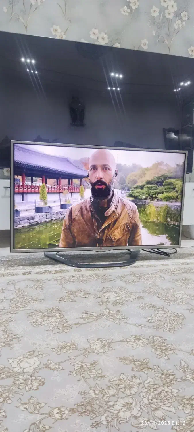 تلویزیون ال جی 42 اینچ دهگلان|تلویزیون و پروژکتور|سنندج, |دیوار