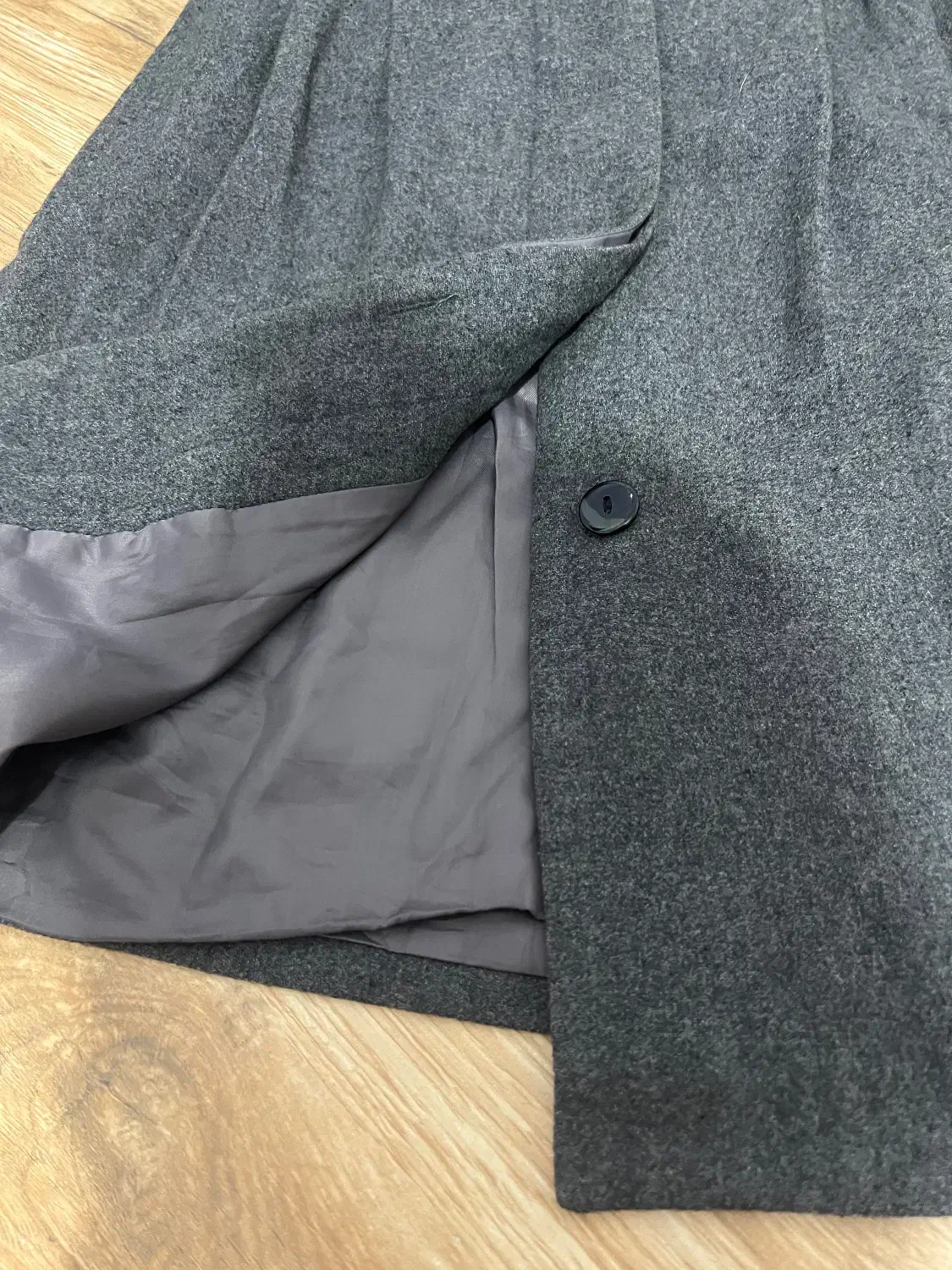 مانتو پشم با آستر درحد نو|لباس|میاندوآب, |دیوار