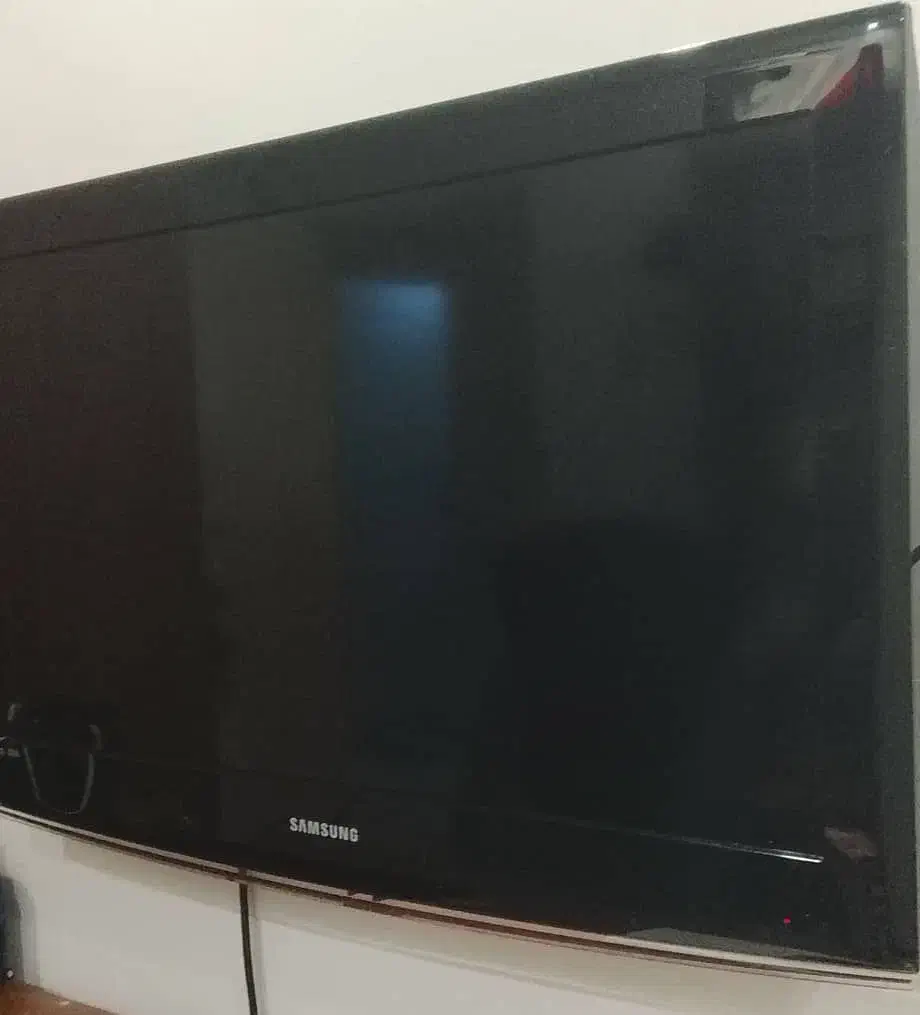 تلویزیون سامسونگ 32 اینچ HD تخفیف هم دارد|تلویزیون و پروژکتور|تهران, ارم|دیوار