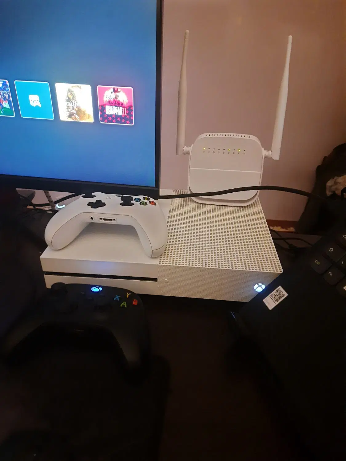 Xbox one S|کنسول، بازی ویدئویی و آنلاین|رفسنجان, |دیوار