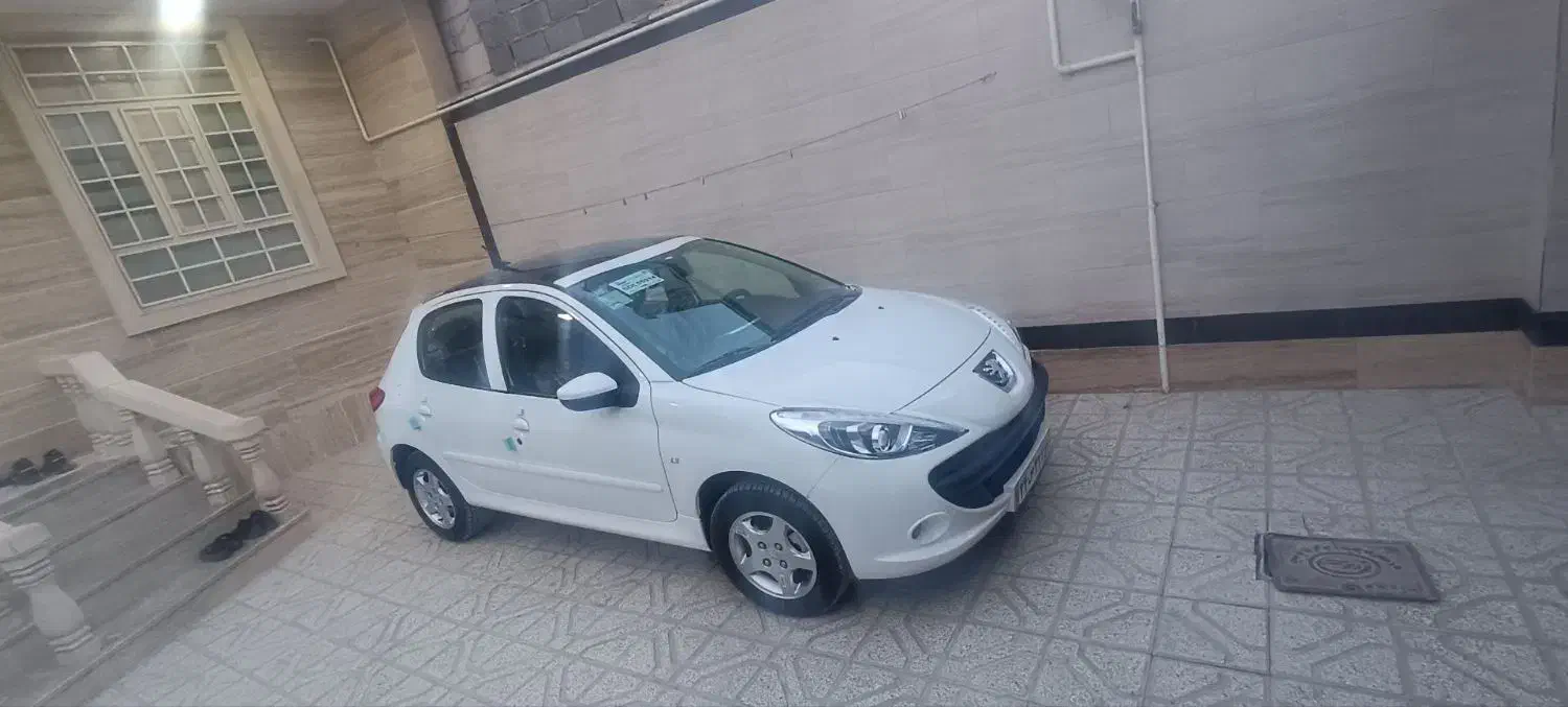 207 دنده ای پاناروما پلاس|خودرو سواری و وانت|قائن, |دیوار