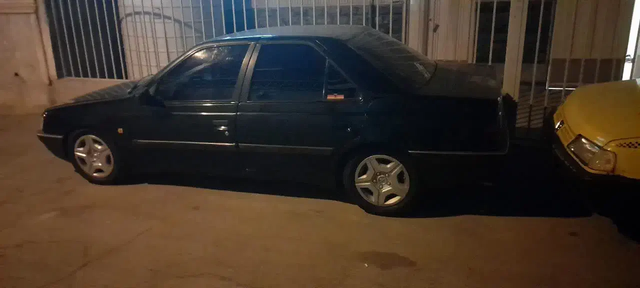 پژو۲۰۰۰ مدل81|خودرو سواری و وانت|اصفهان, احمدآباد|دیوار