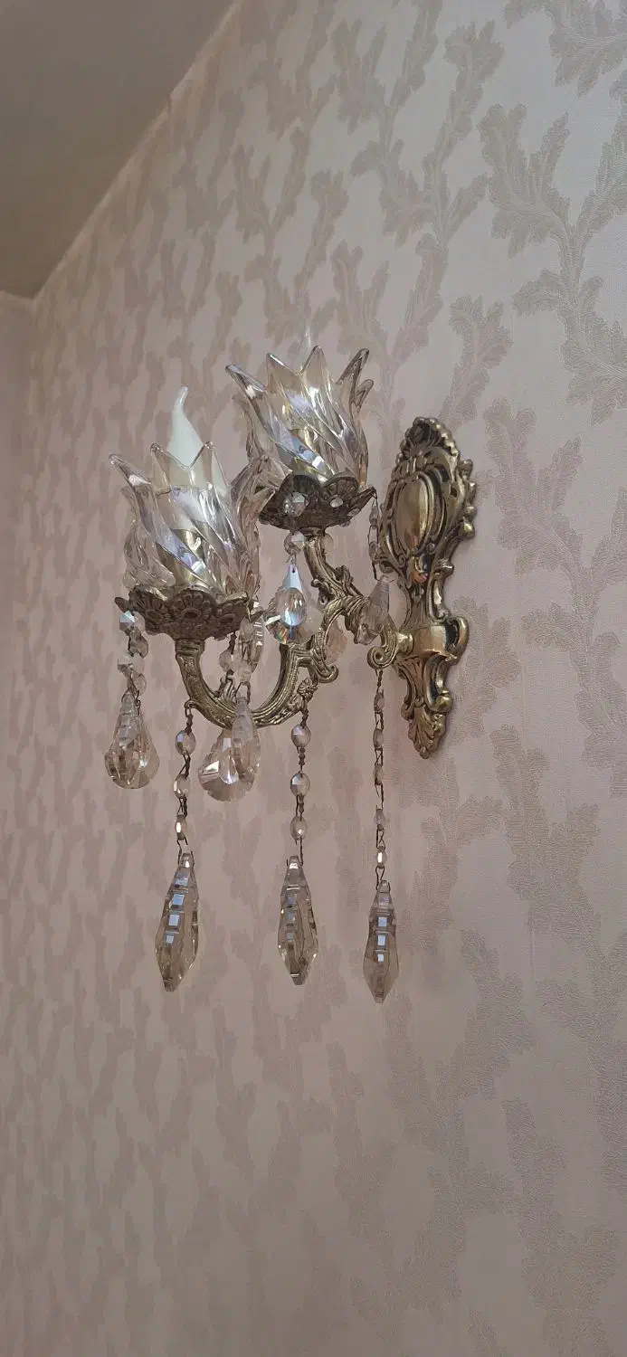 یک عددلوستر ۱۰شعله به همراه دوعدیوارکوب|لوستر و چراغ آویز|ری, دیلمان|دیوار