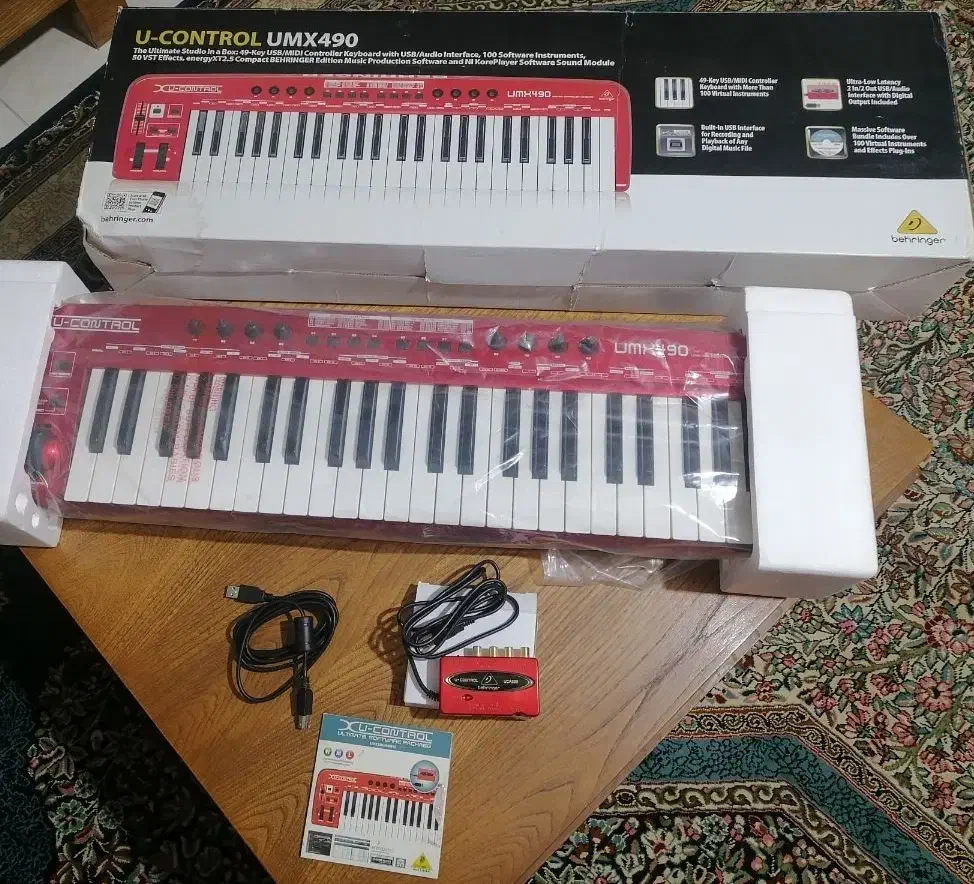 میدی کنترلر بهرینگر UMX490|پیانو، کیبورد، آکاردئون|کرمان, |دیوار