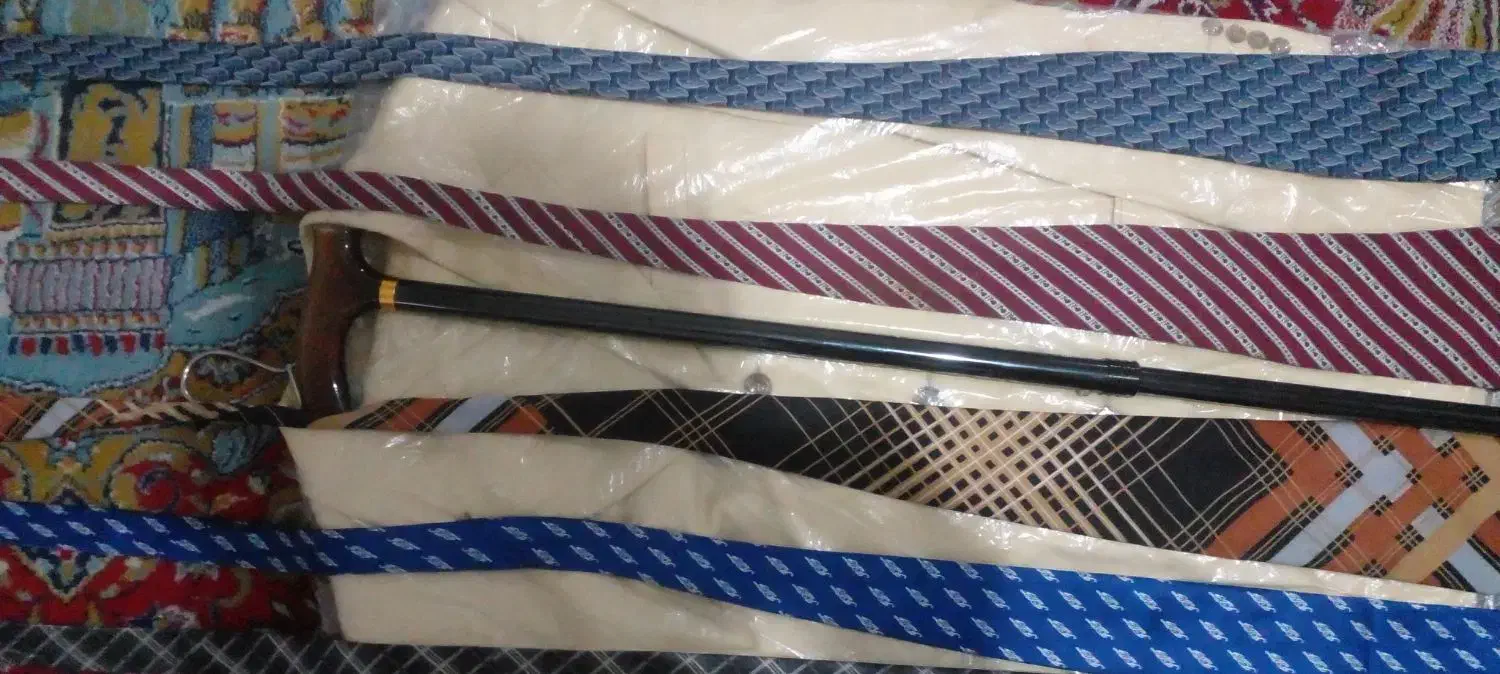 یک عددکتشلوار ویک عدد عصاو۵عددکراوات|کیف، کفش، کمربند|کرج, خرمدشت|دیوار