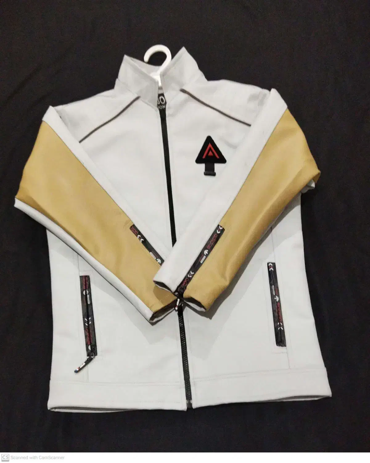 کافشن حالت چرمی|لباس|قم, شاه احمد قاسم|دیوار