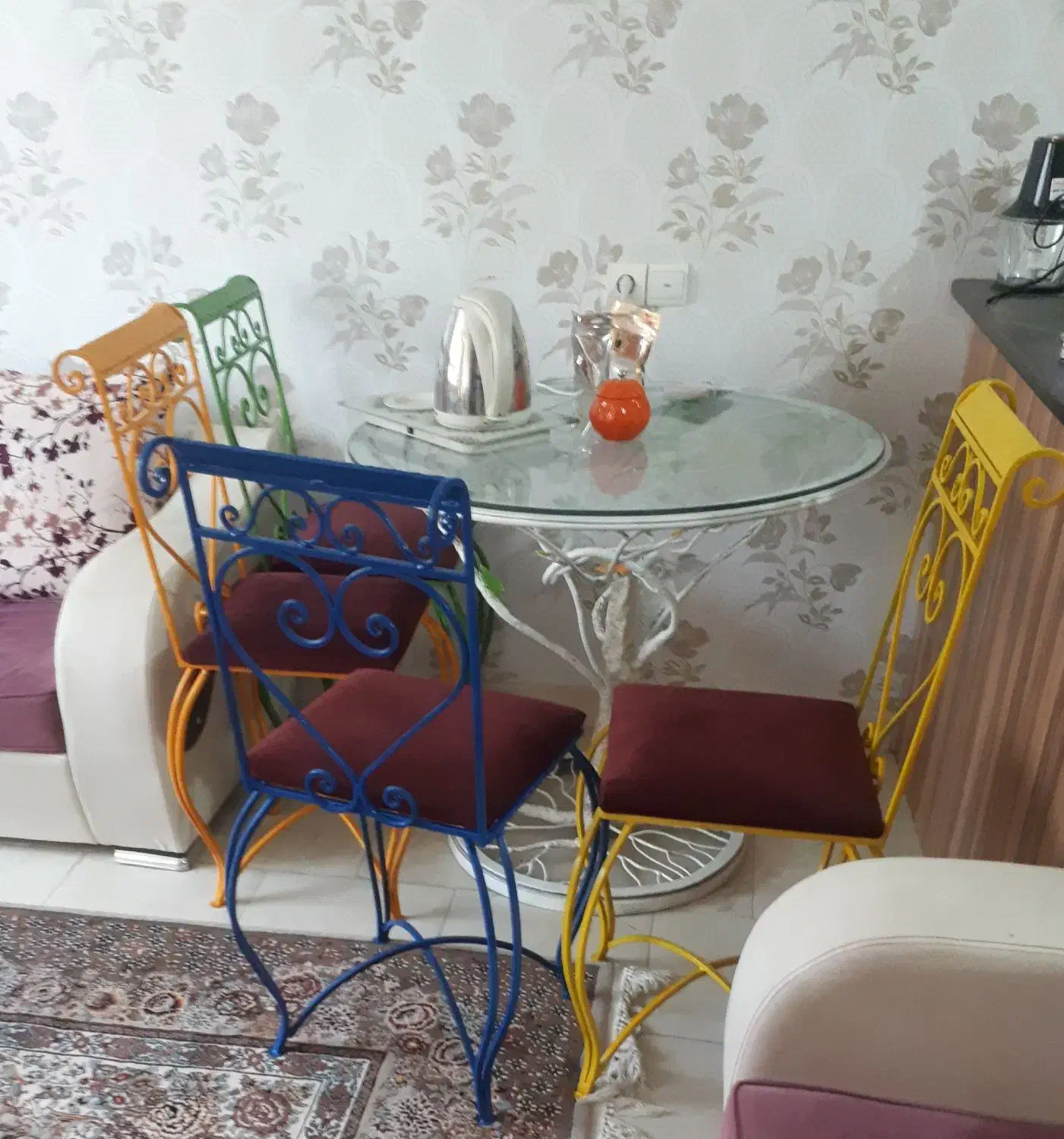 میز و صندلی نهارخوری طرح تنه‌ی درخت انگور|میز و صندلی غذاخوری|محمدیه-قزوین, |دیوار