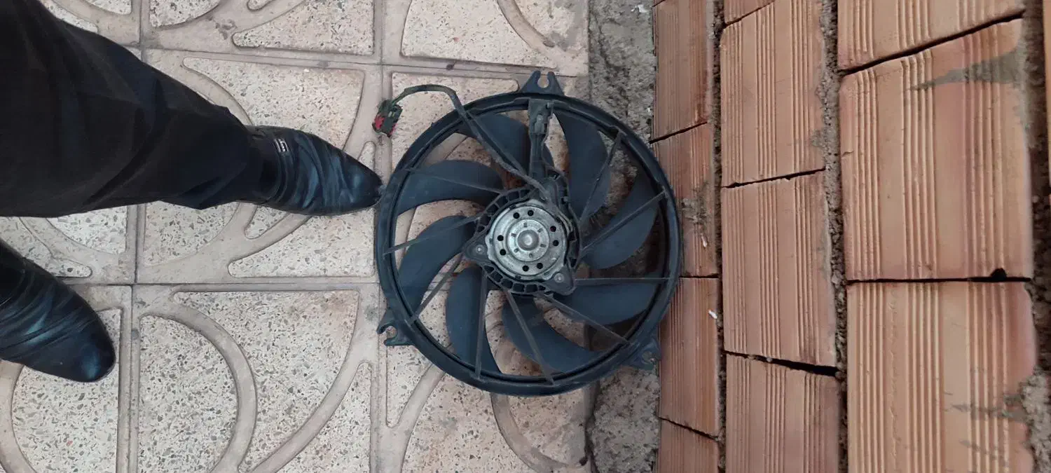 فن ۲۰۶|قطعات یدکی و لوازم جانبی|خوی, |دیوار