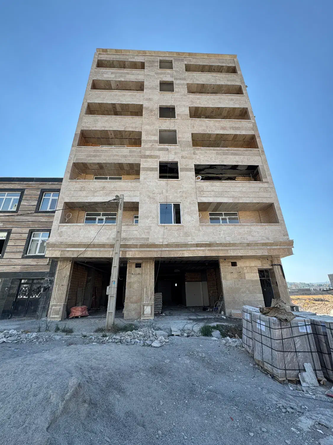 فروش واحد و تجاری|فروش آپارتمان|ایلام, |دیوار