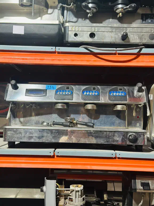 قهوه ساز صنعتی سه گروپ نمایشگر دار|کافیشاپ و رستوران|کرمان, |دیوار