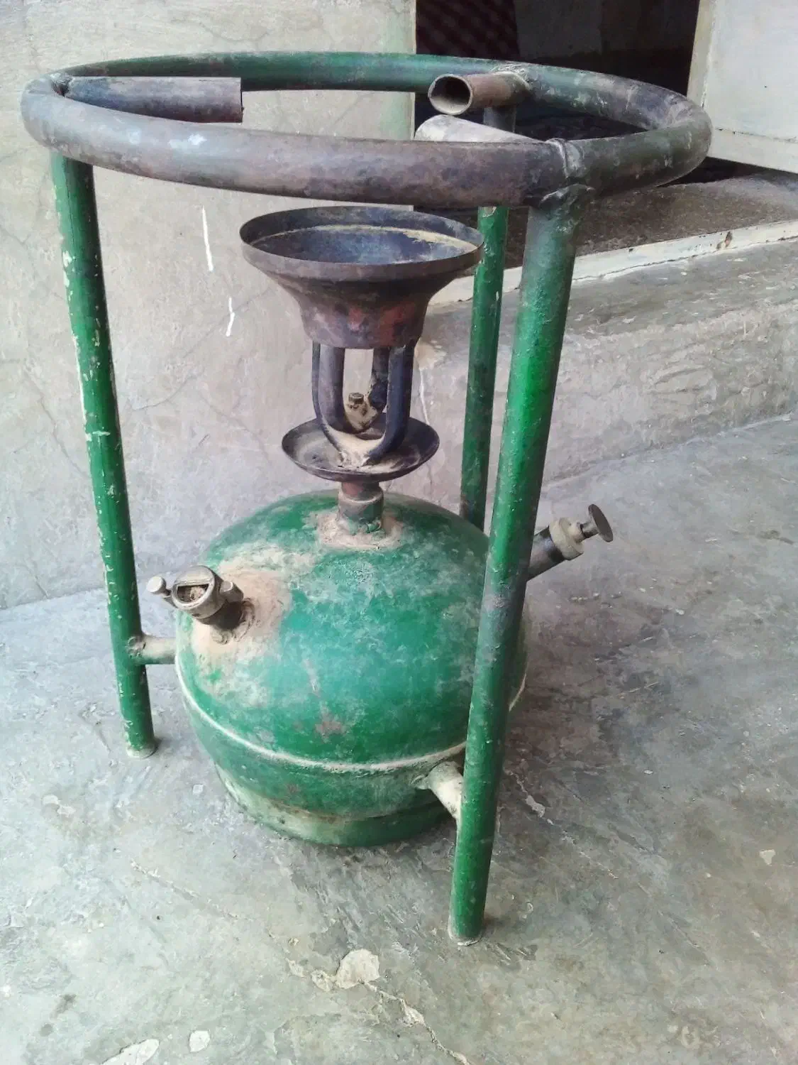 ۰  فر نفتی قدیمی با قیمت مناسب|کلکسیون اشیاء عتیقه|لردگان, |دیوار